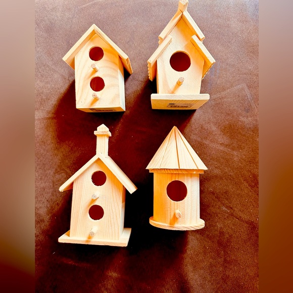 Nicole’s basics Office 4 Mini Wooden Birdhouses To Paint As Decorative Craft Poshmark